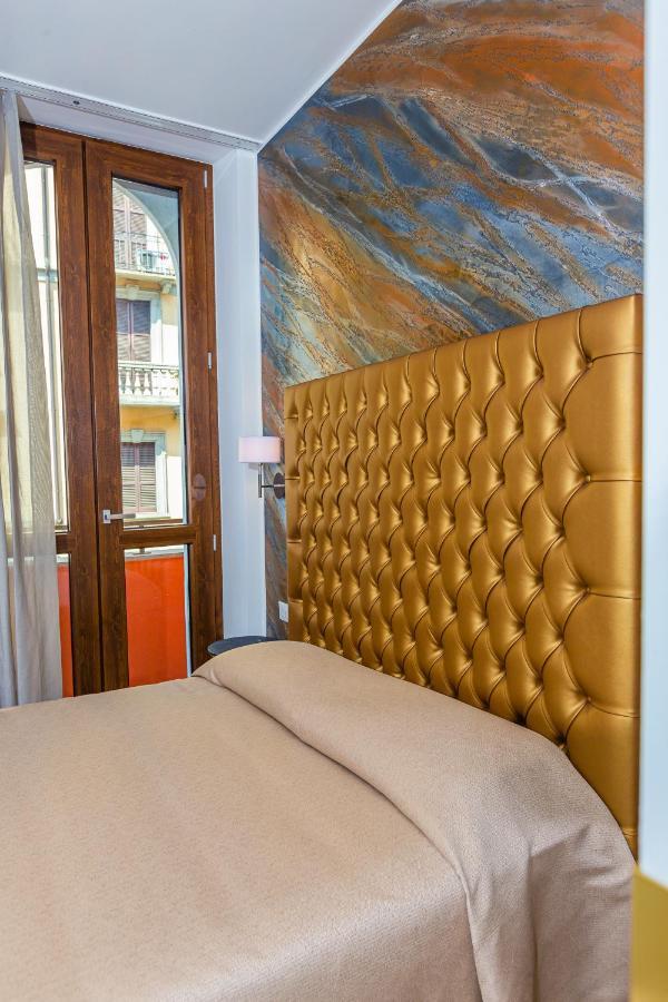 Hotel Repubblica Милан Экстерьер фото